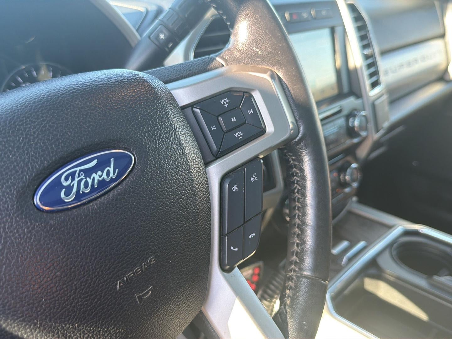 2017 Ford Super Duty F-250 SRW Lariat