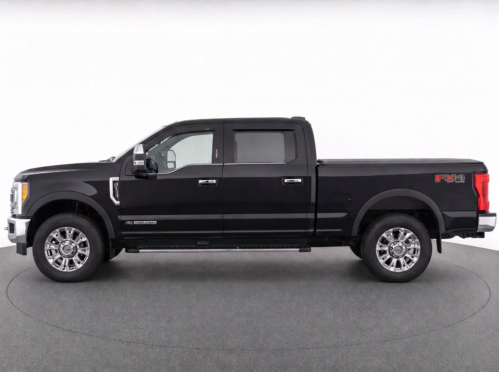 2017 Ford Super Duty F-250 SRW Lariat