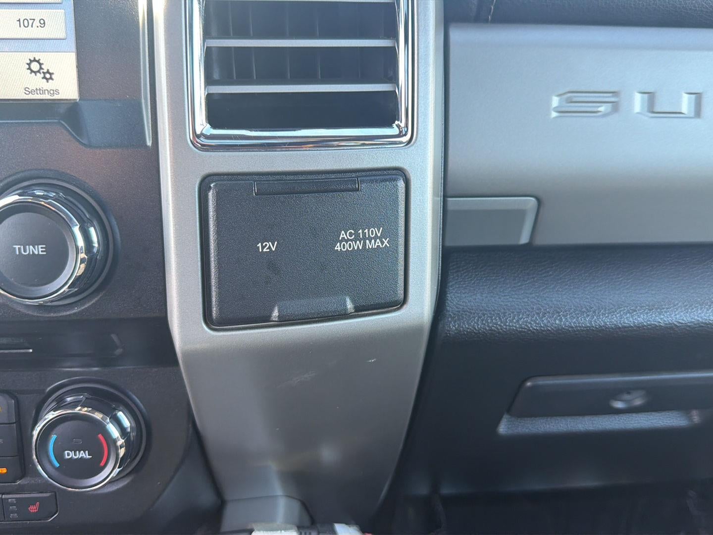 2017 Ford Super Duty F-250 SRW Lariat