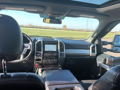 2017 Ford Super Duty F-250 SRW Lariat
