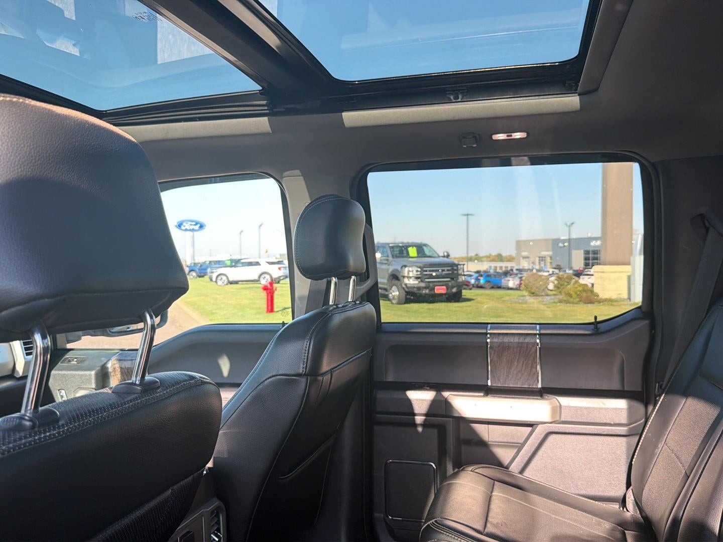 2017 Ford Super Duty F-250 SRW Lariat