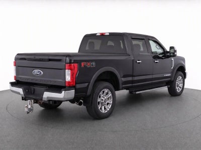 2017 Ford Super Duty F-250 SRW Lariat
