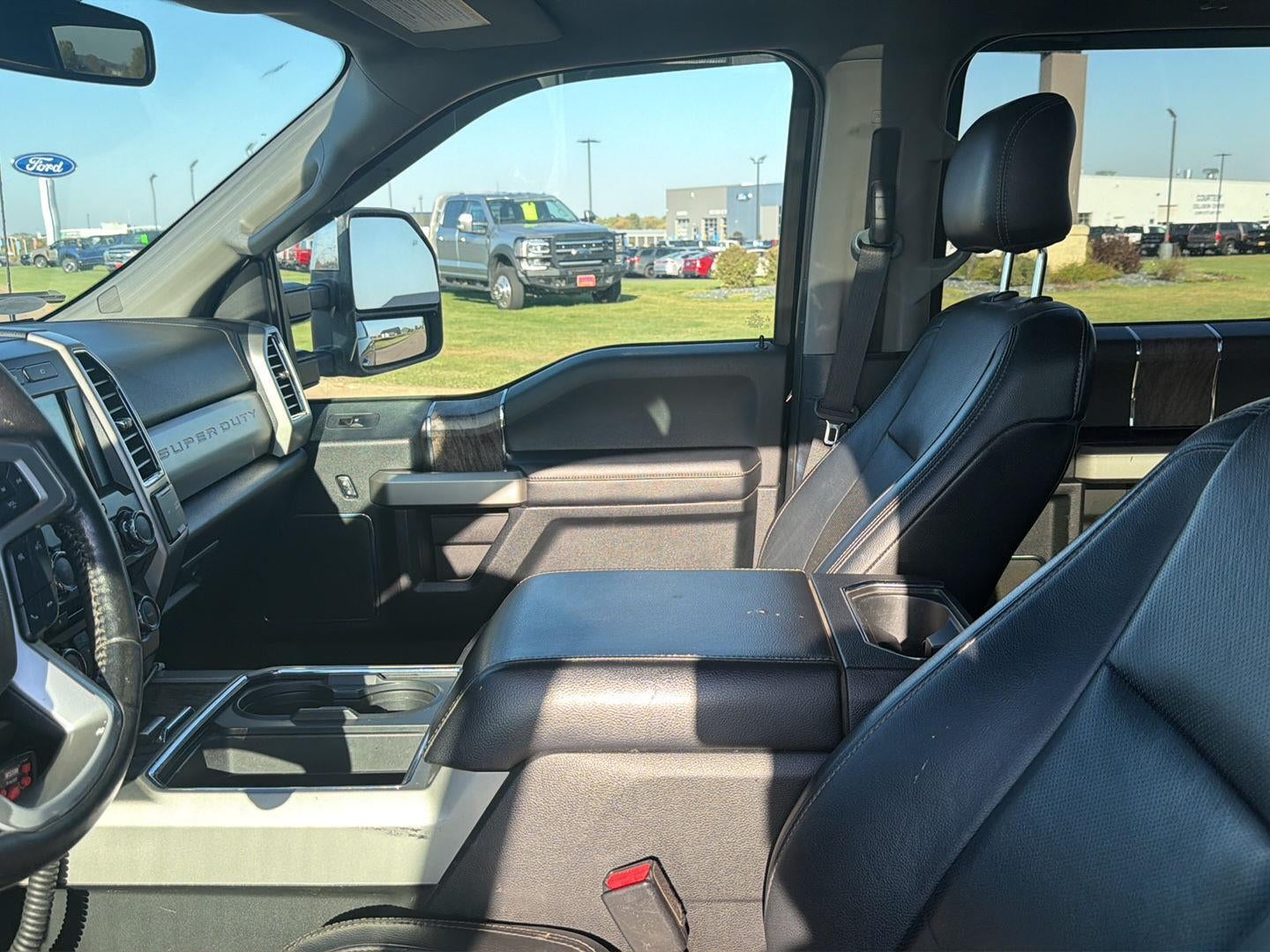 2017 Ford Super Duty F-250 SRW Lariat