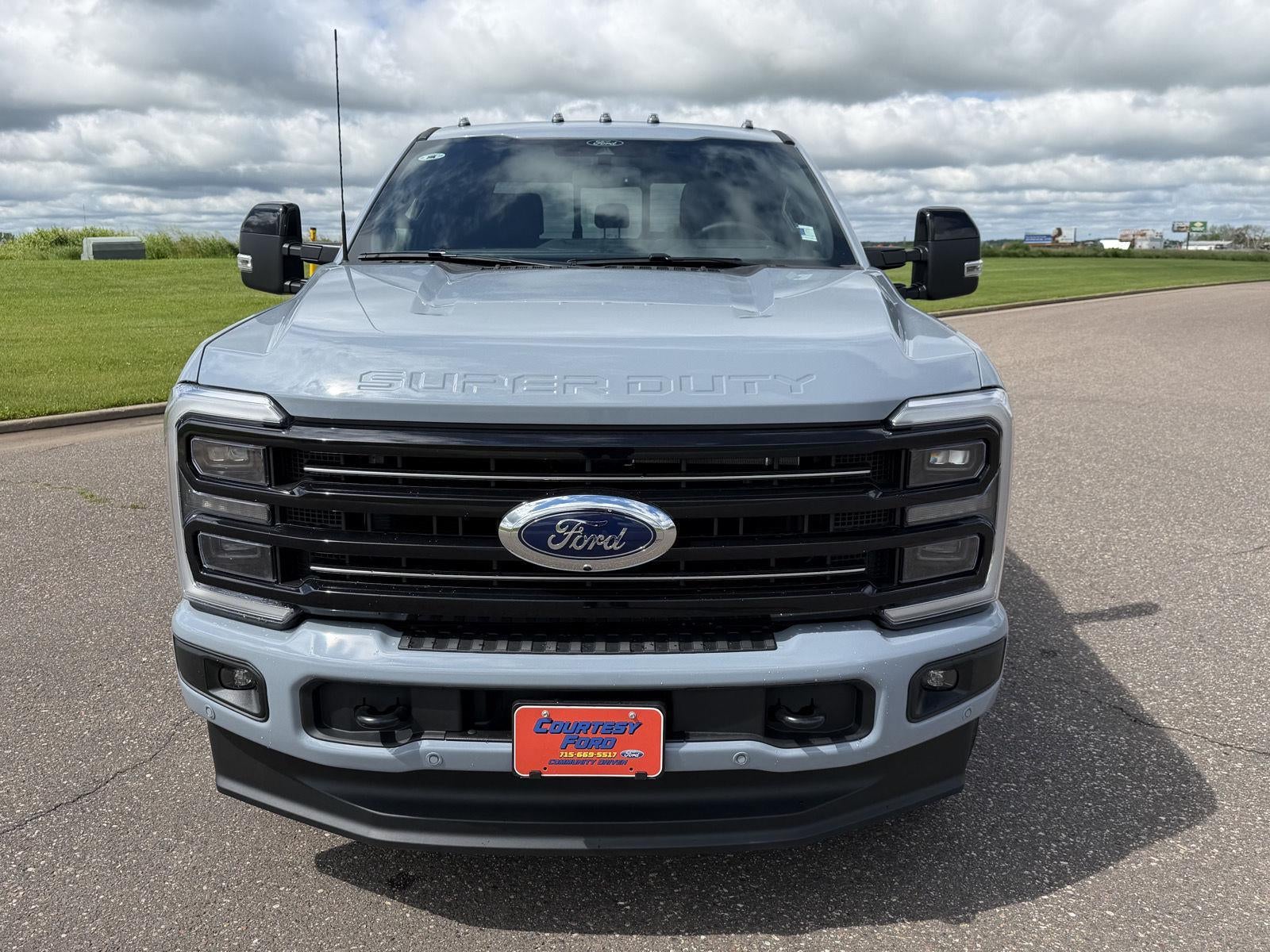 2026 Ford F-250 Platinum