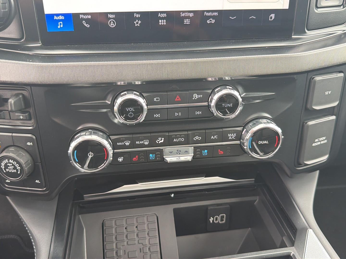 2027 Ford Super Duty F-250 SRW Platinum