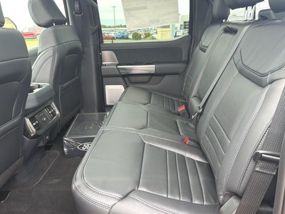 2027 Ford Super Duty F-250 SRW Platinum
