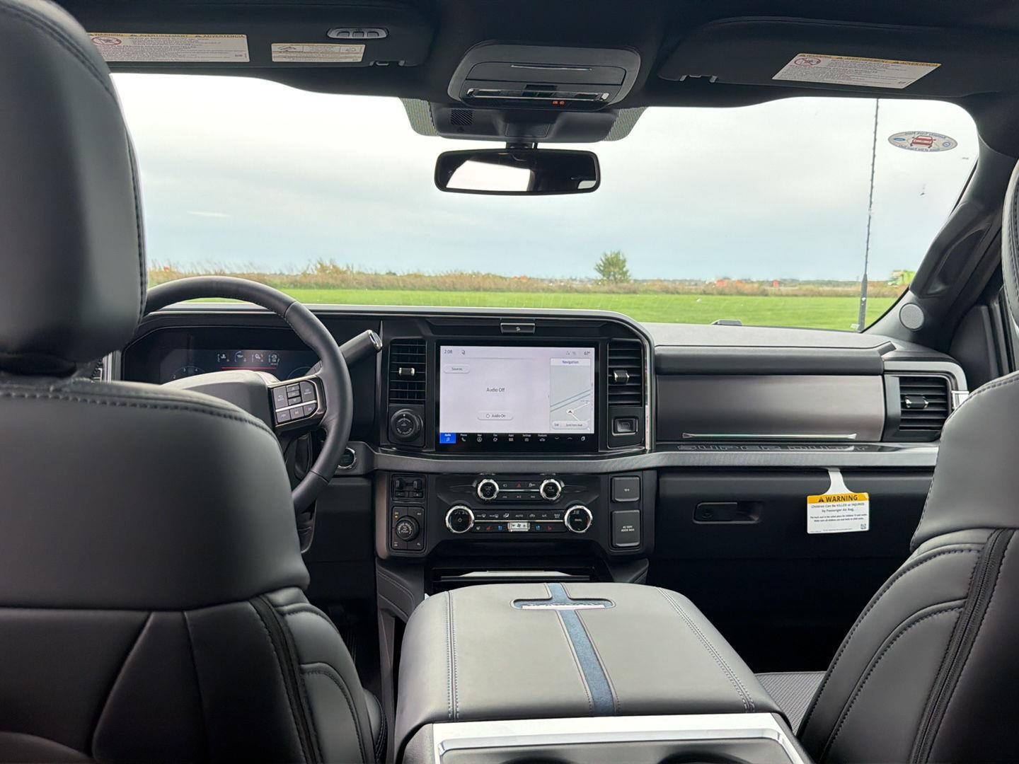 2027 Ford Super Duty F-250 SRW Platinum