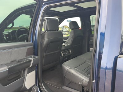 2027 Ford Super Duty F-250 SRW Platinum
