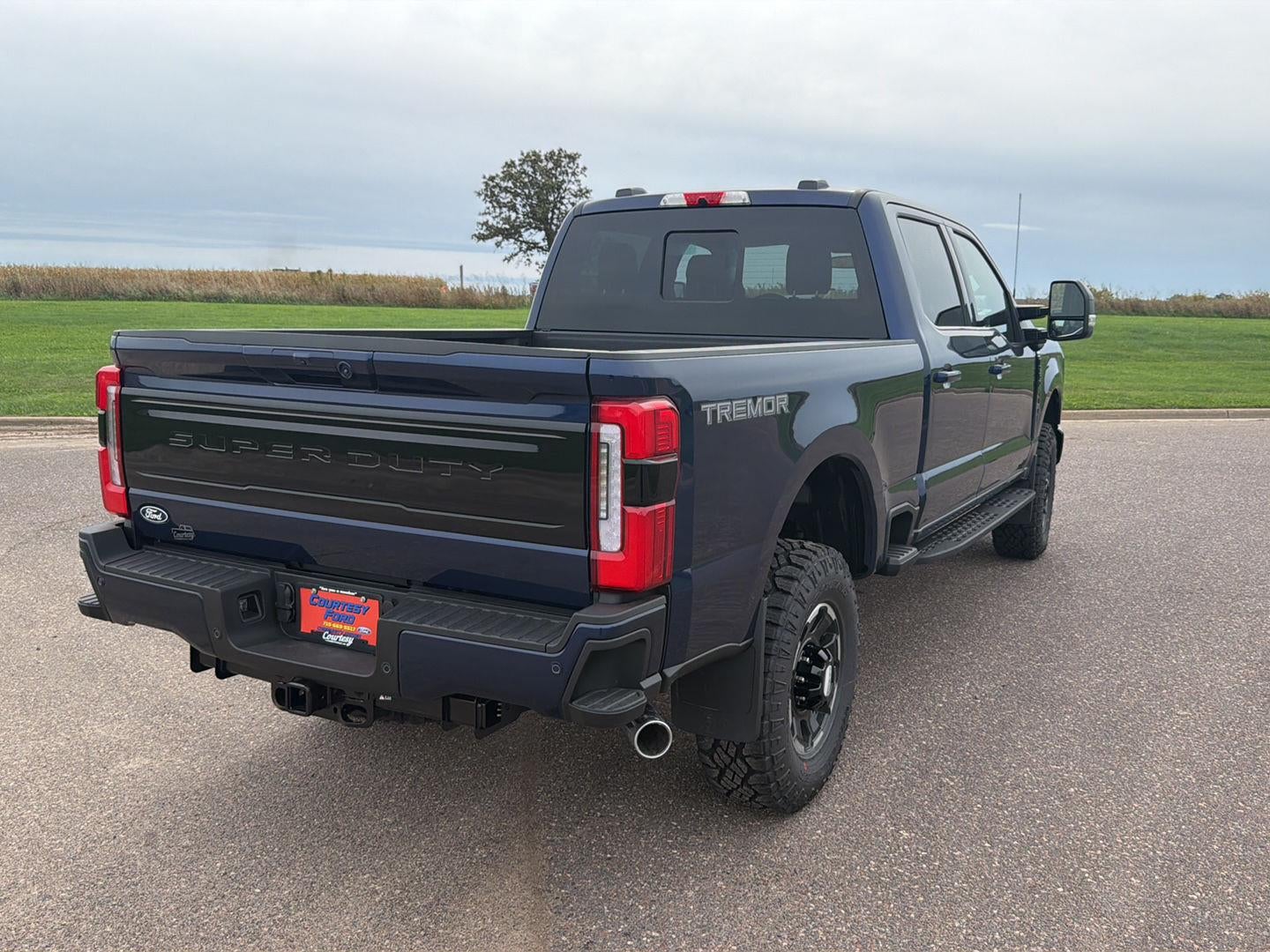 2027 Ford Super Duty F-250 SRW Platinum