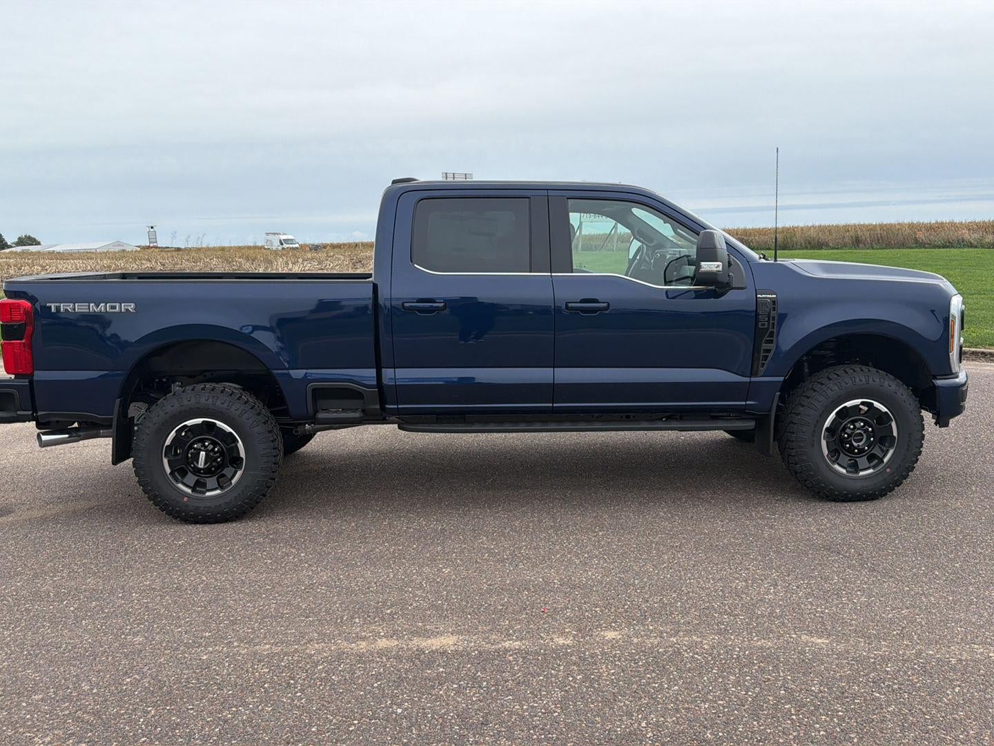 2027 Ford Super Duty F-250 SRW Platinum