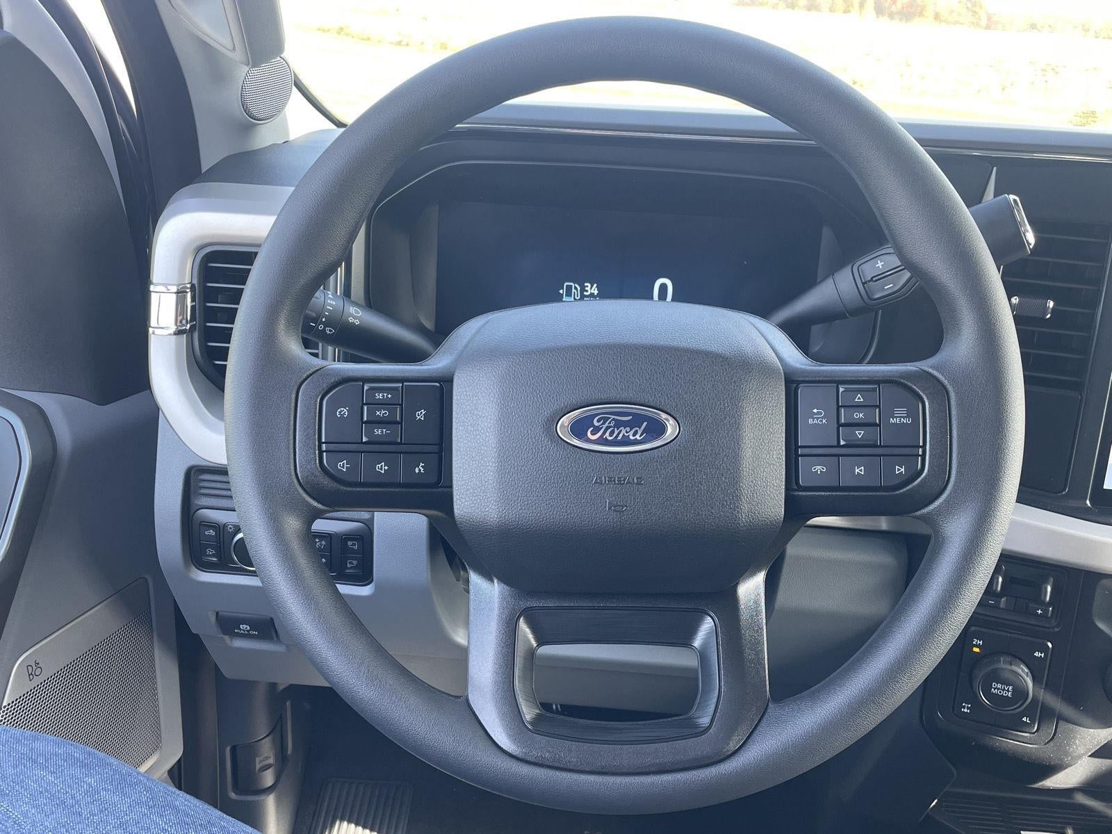 2026 Ford Super Duty F-250 SRW XLT