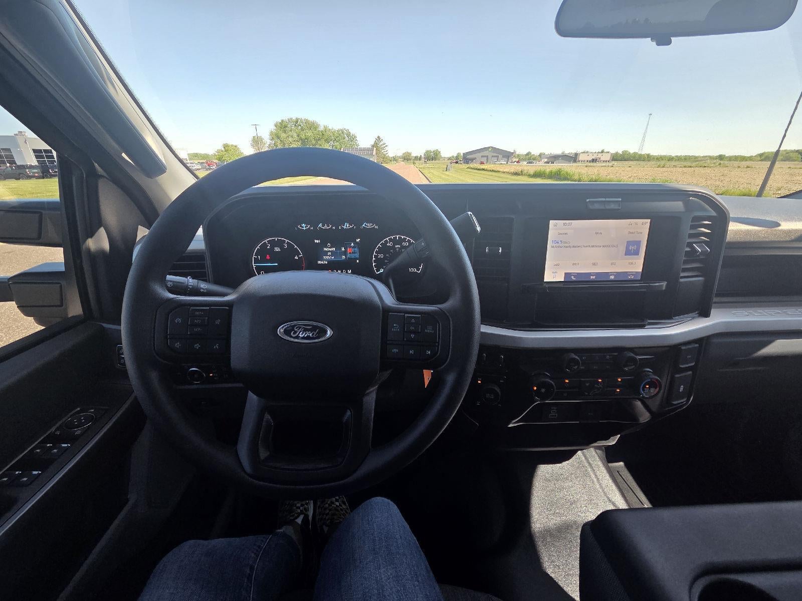 2025 Ford Super Duty F-250 SRW XL