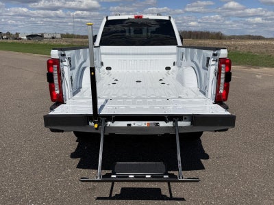 2026 Ford Super Duty F-350 SRW LARIAT