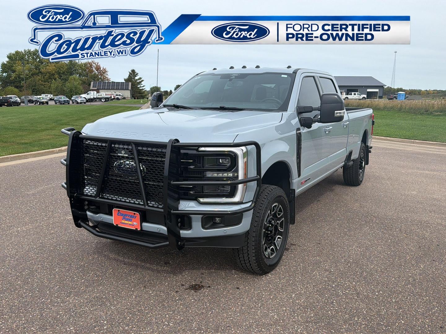 2025 Ford Super Duty F-350 SRW Platinum