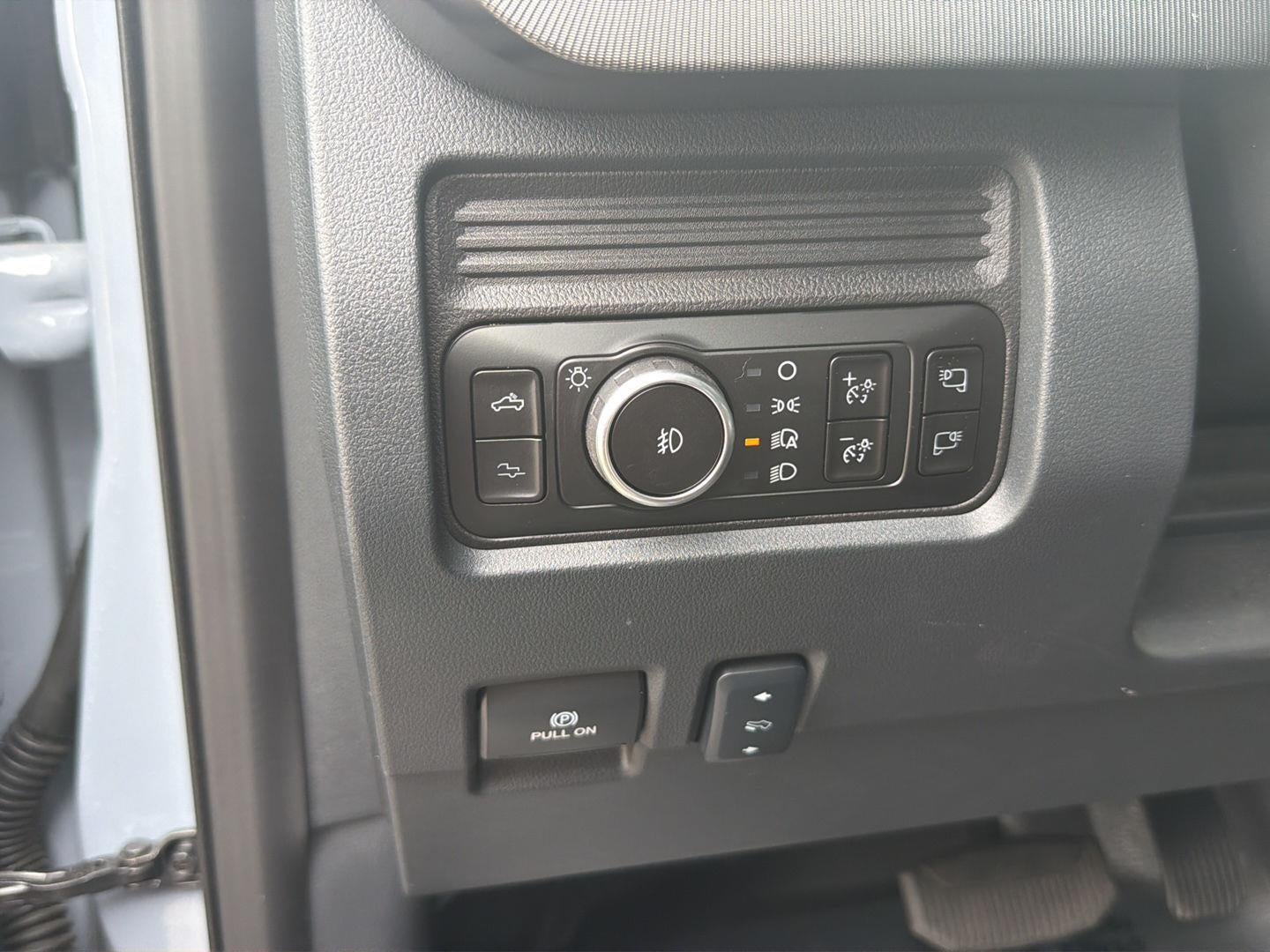 2025 Ford Super Duty F-350 SRW Platinum