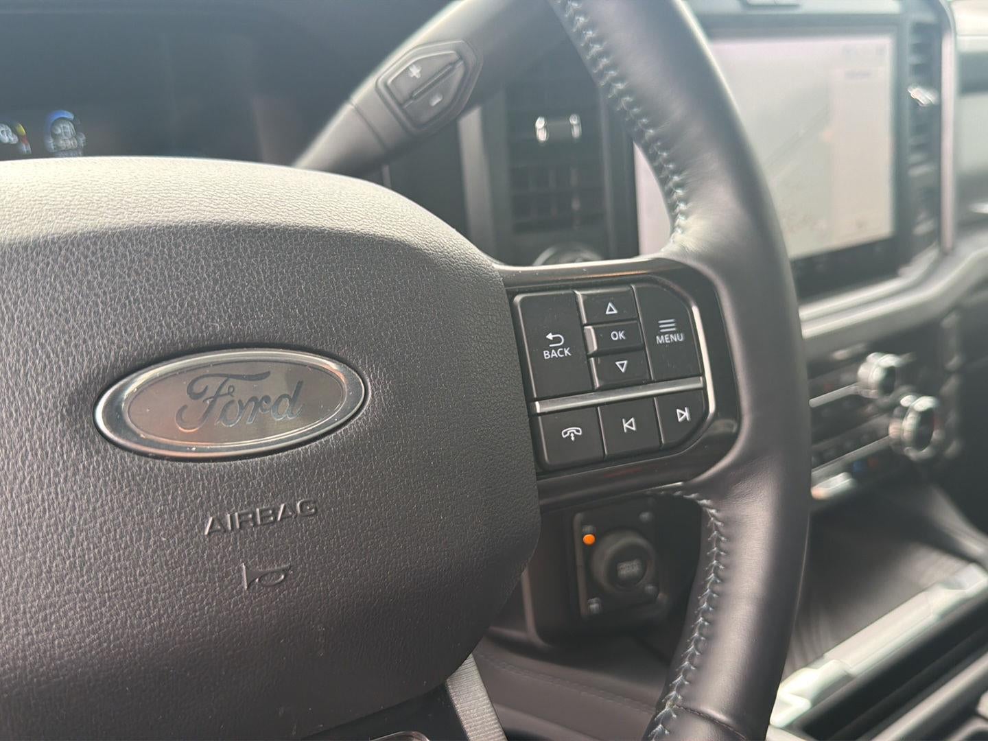 2025 Ford Super Duty F-350 SRW Platinum