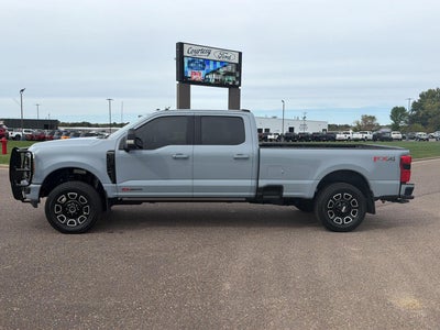 2025 Ford Super Duty F-350 SRW Platinum