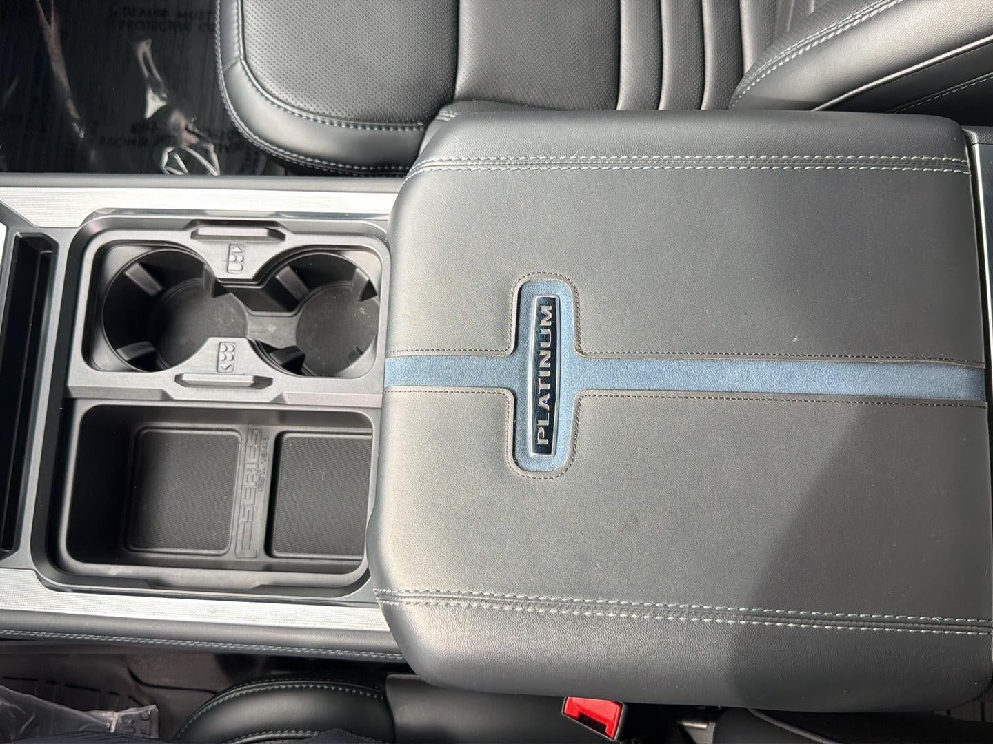 2025 Ford Super Duty F-350 SRW Platinum