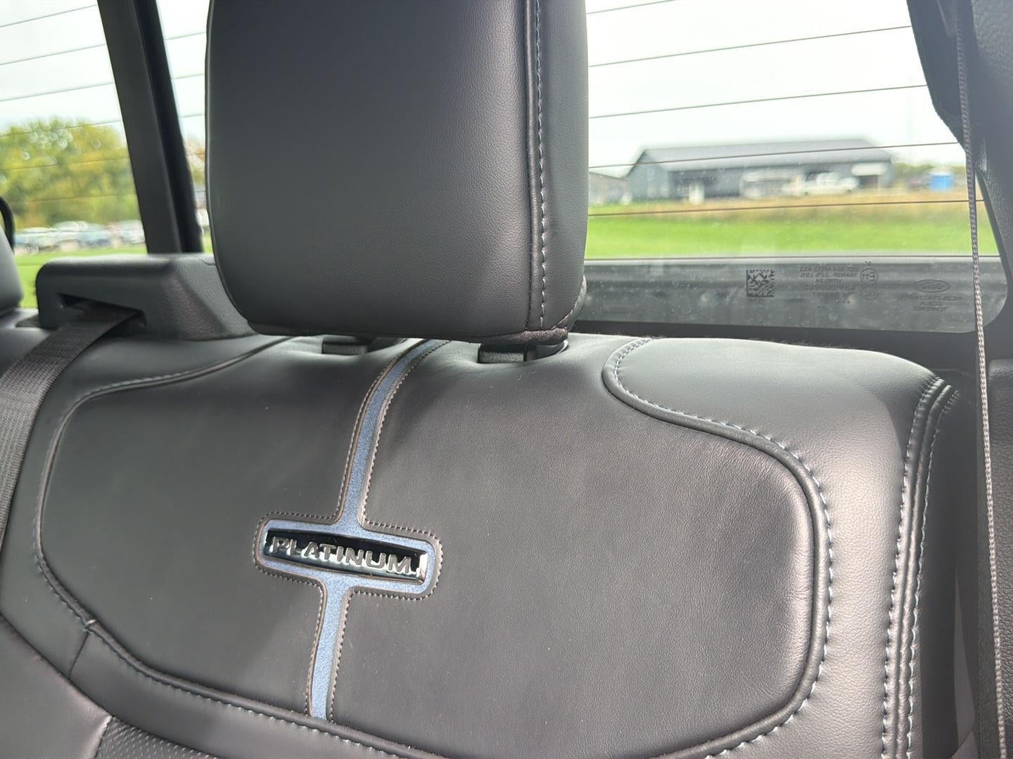 2025 Ford Super Duty F-350 SRW Platinum