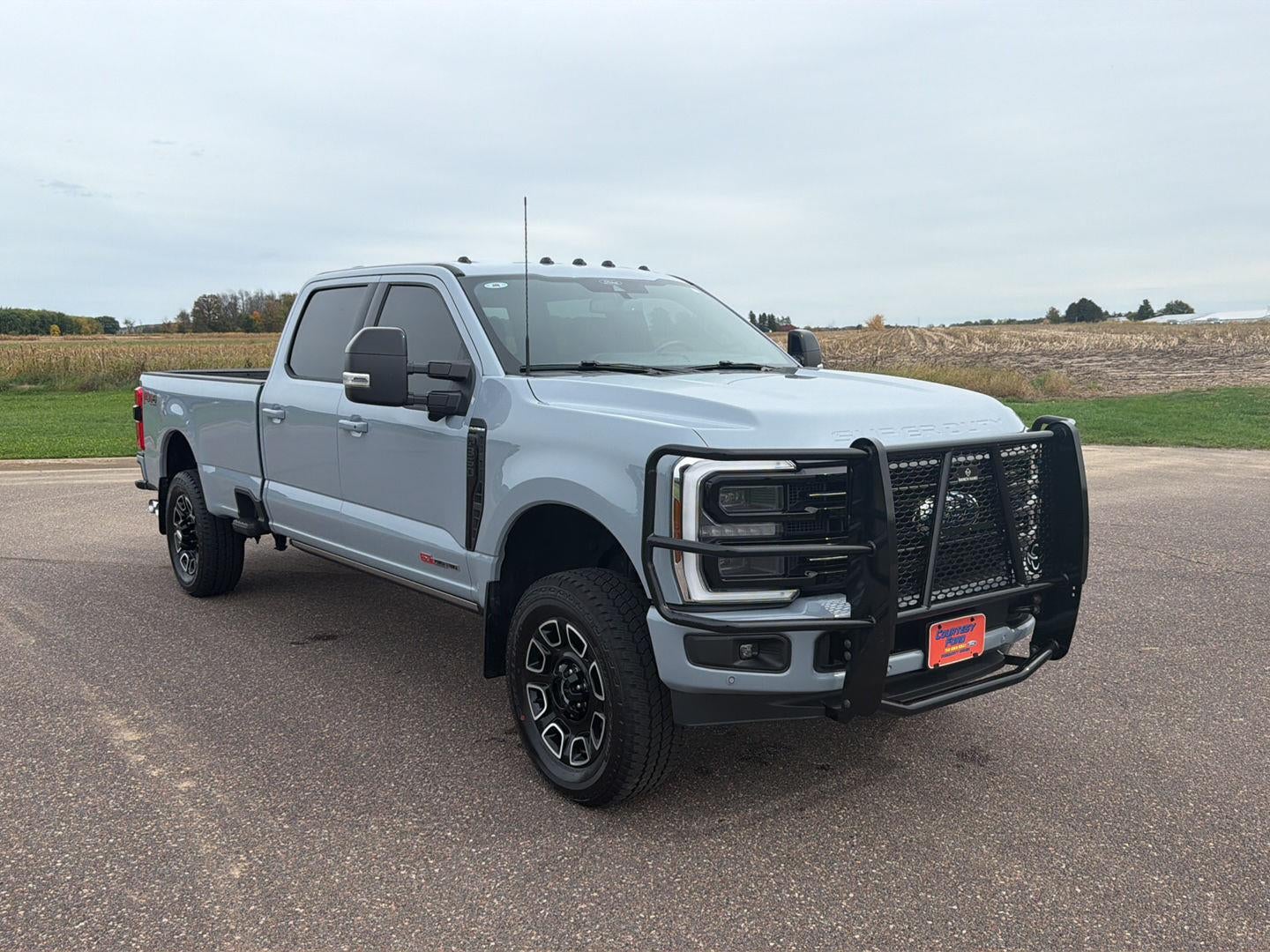 2025 Ford Super Duty F-350 SRW Platinum