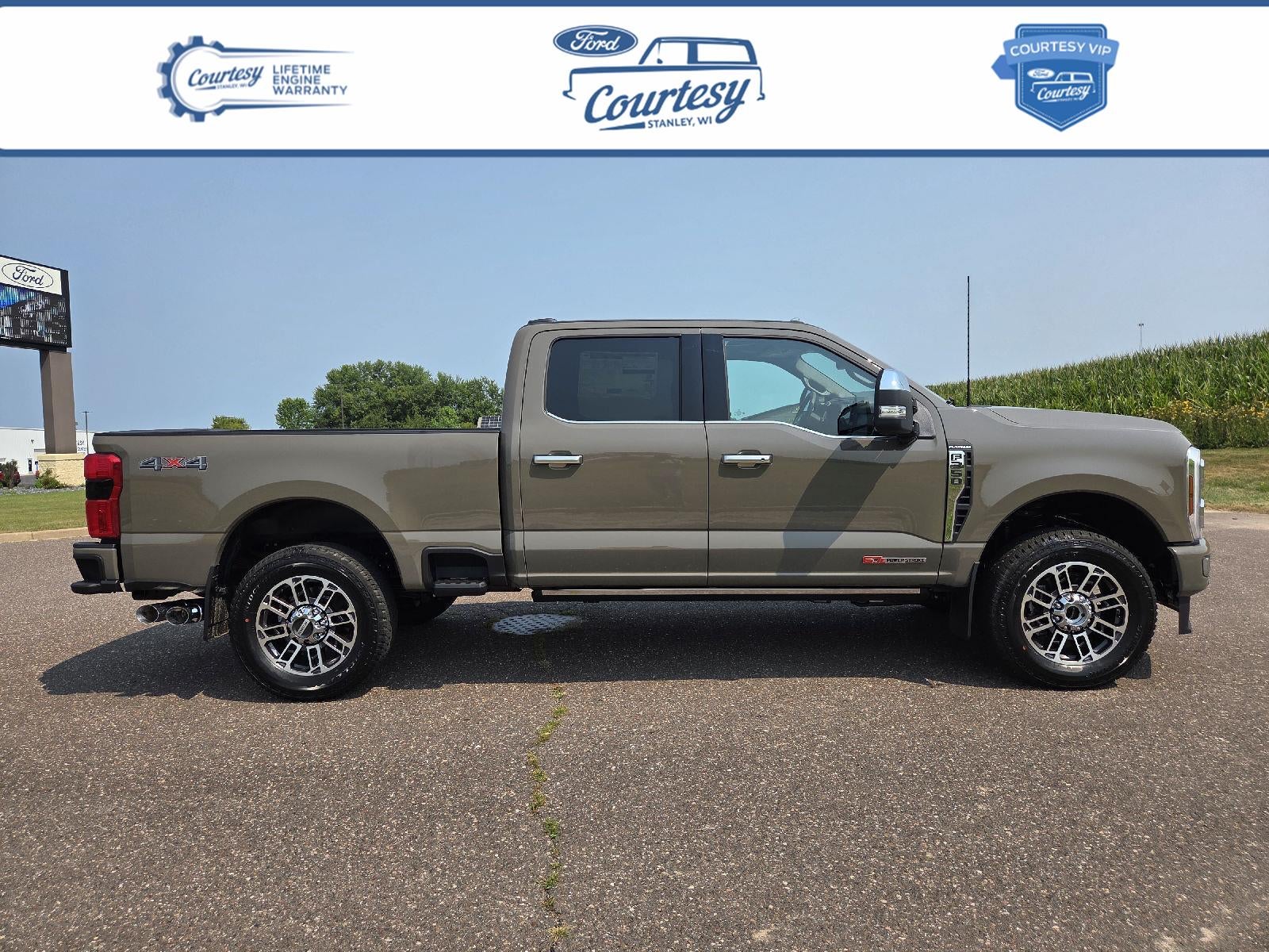 2026 Ford Super Duty F-350 SRW Platinum