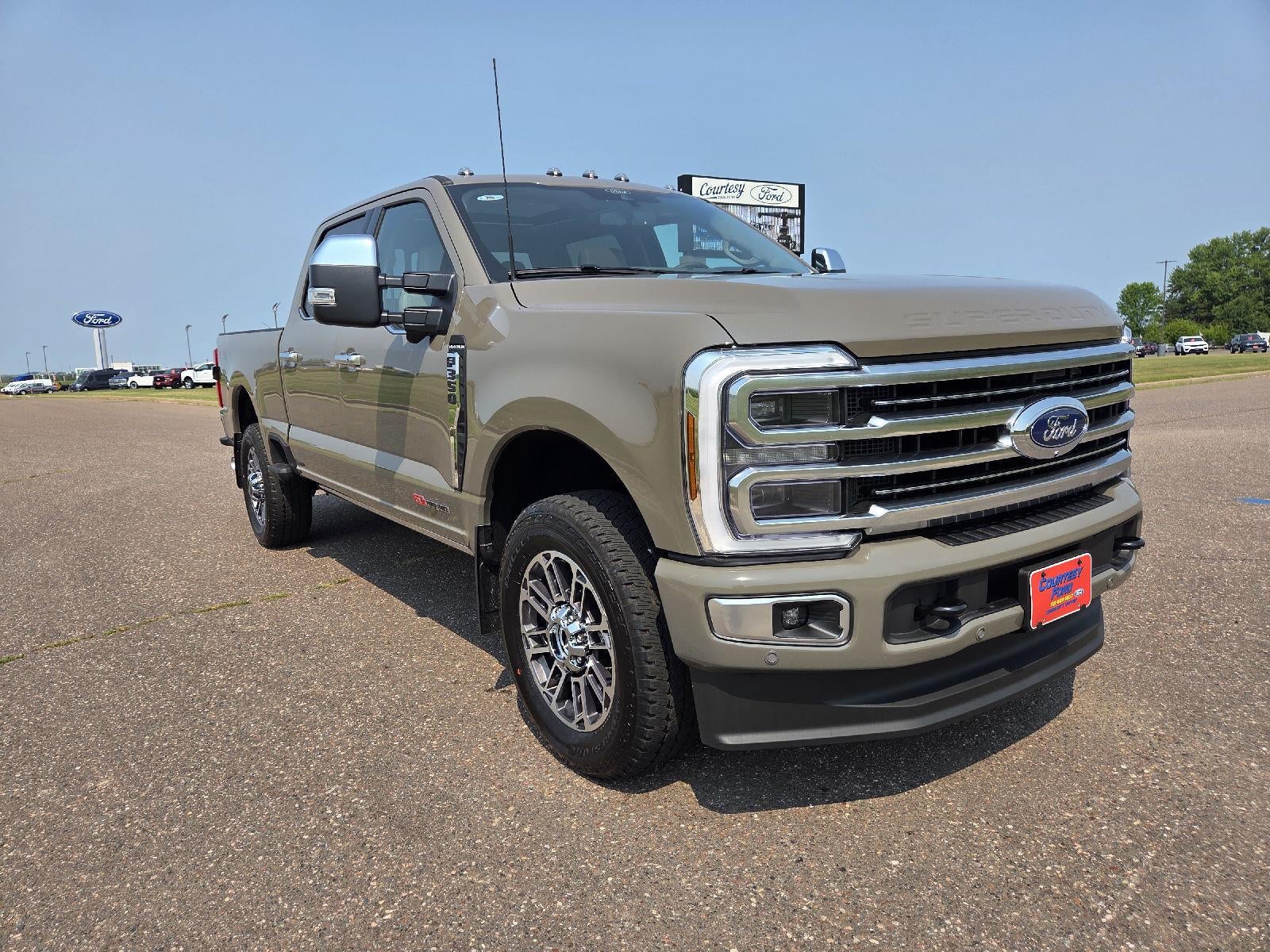 2026 Ford Super Duty F-350 SRW Platinum
