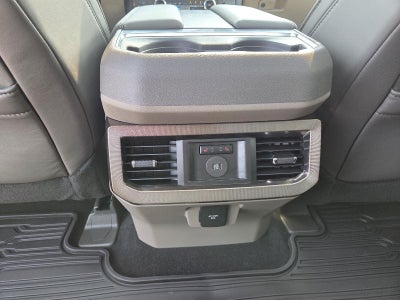 2026 Ford Super Duty F-350 SRW Platinum