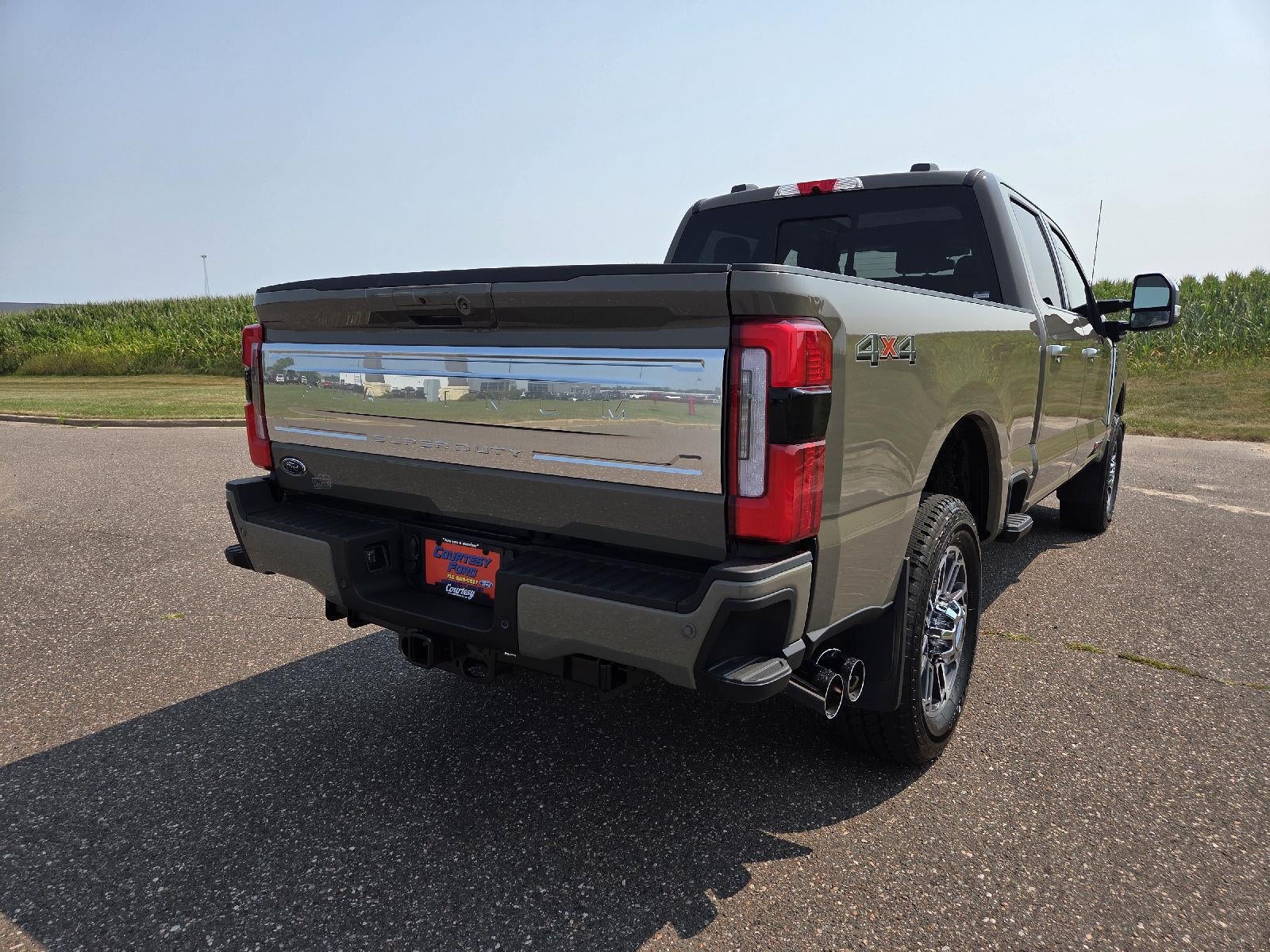 2026 Ford Super Duty F-350 SRW Platinum