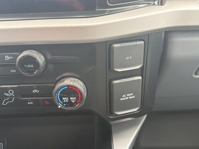 2027 Ford Super Duty F-350 SRW XLT