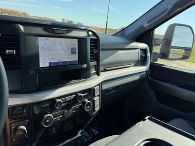 2026 Ford Super Duty F-350 SRW XLT