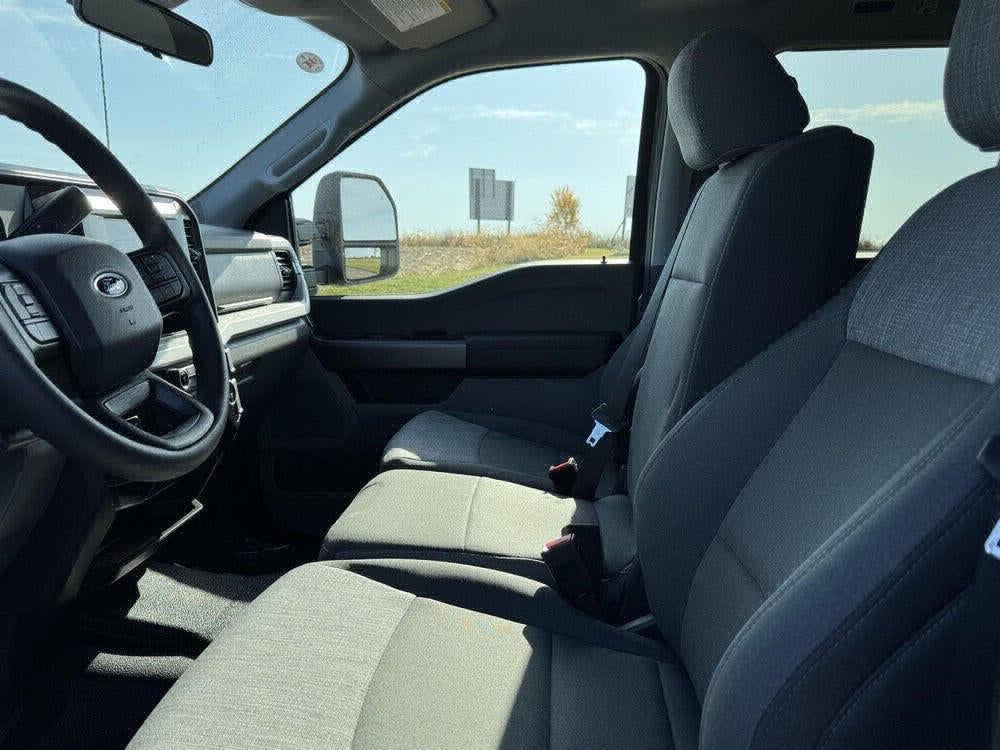 2026 Ford Super Duty F-350 SRW XLT