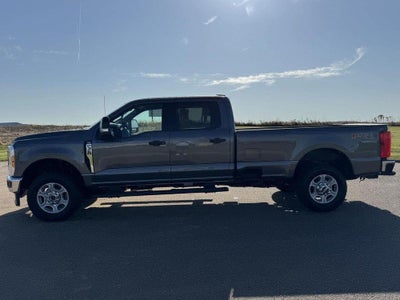 2026 Ford Super Duty F-350 SRW XLT