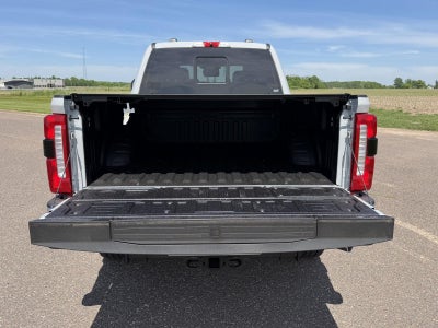 2026 Ford Super Duty F-350 SRW LARIAT