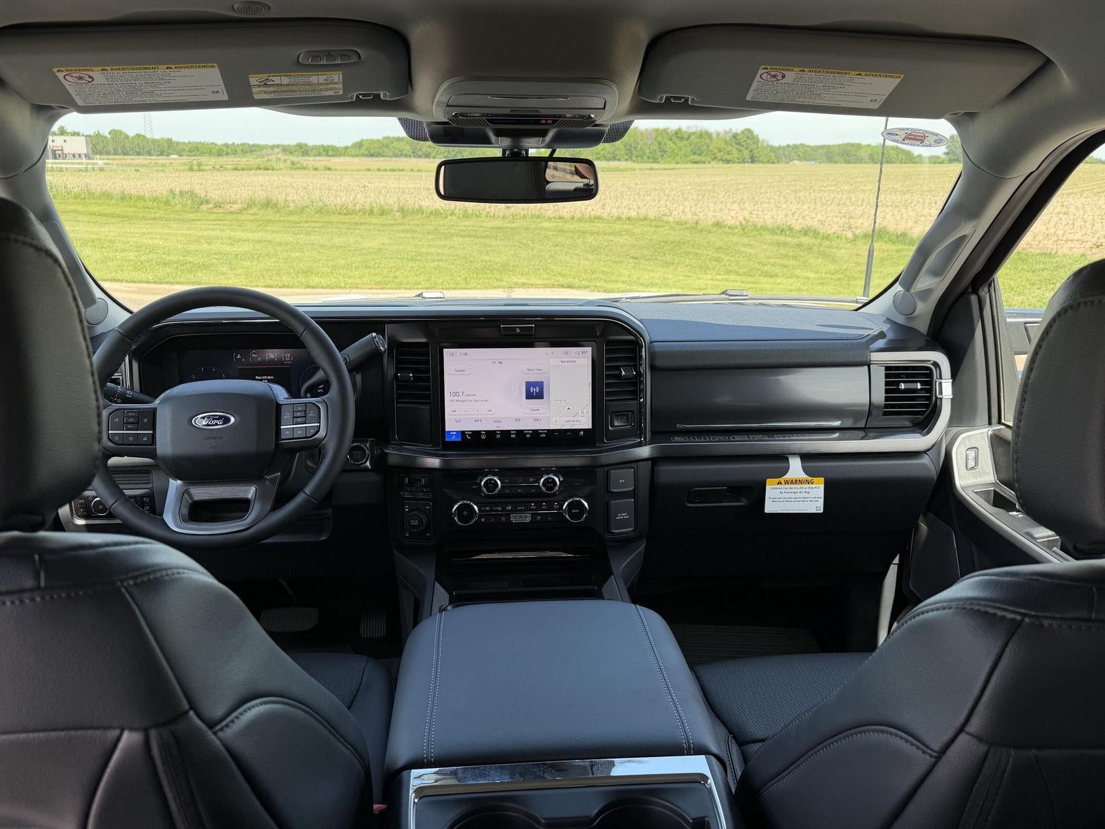 2026 Ford Super Duty F-350 SRW LARIAT