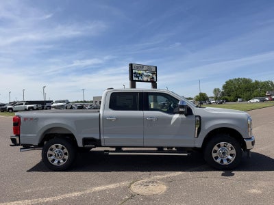 2026 Ford Super Duty F-350 SRW LARIAT