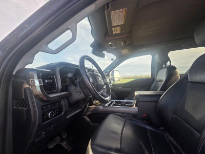2023 Ford Super Duty F-350 SRW LARIAT