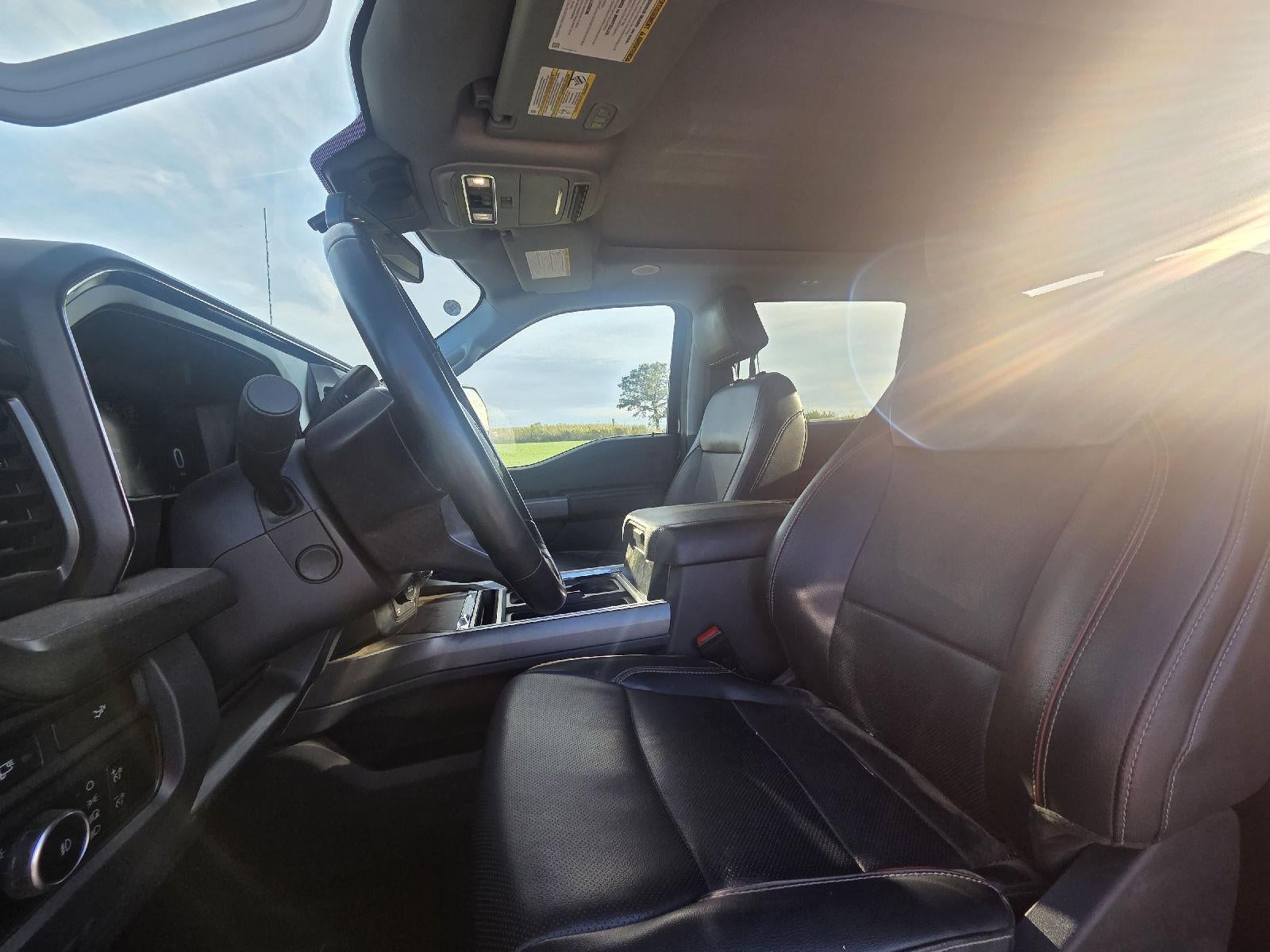 2023 Ford Super Duty F-350 SRW LARIAT