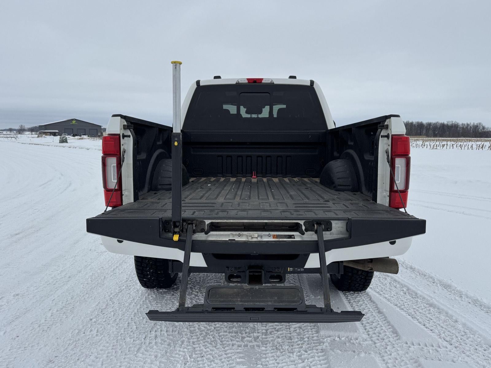 2022 Ford Super Duty F-350 SRW LARIAT