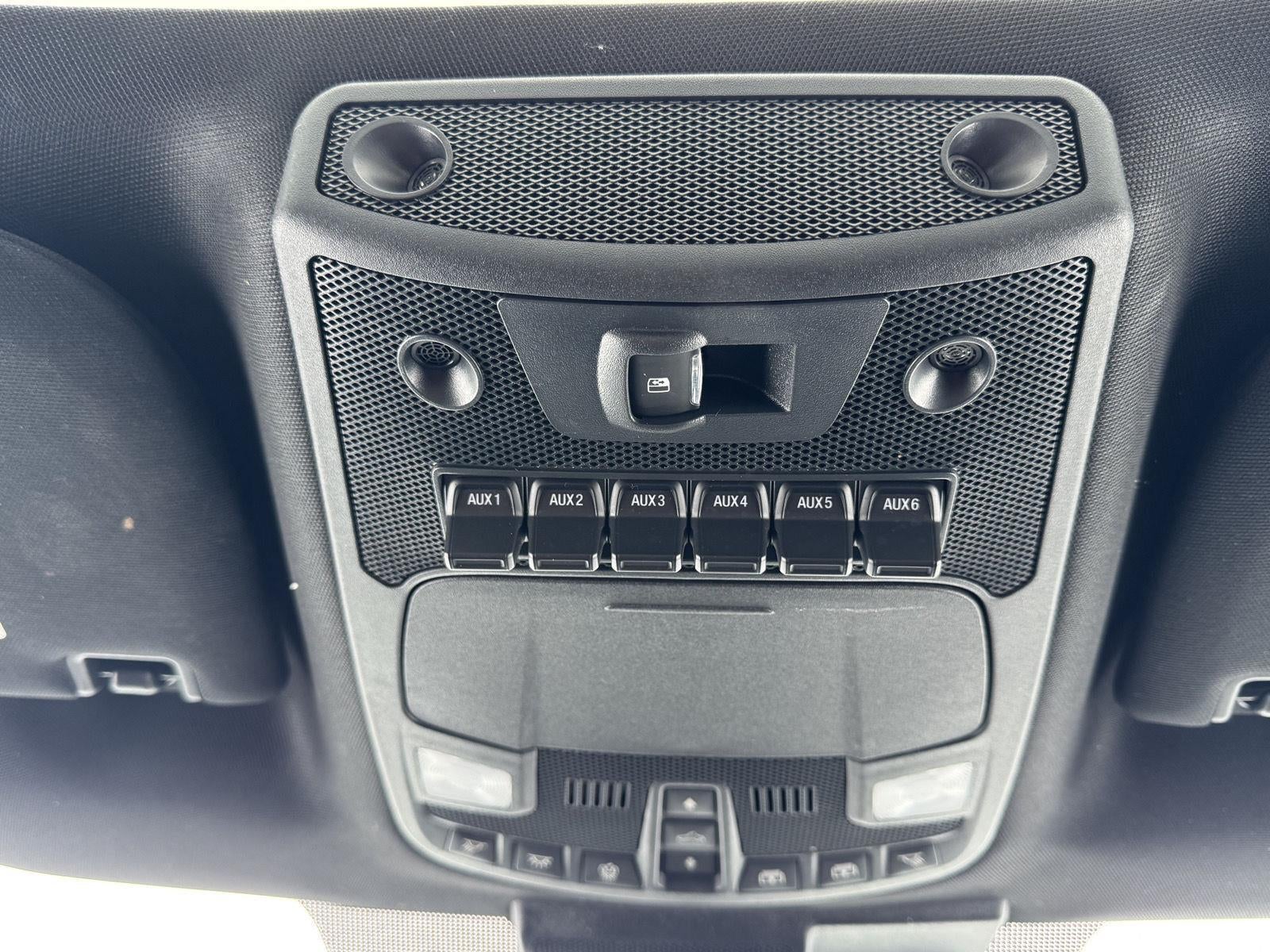 2022 Ford Super Duty F-350 SRW LARIAT