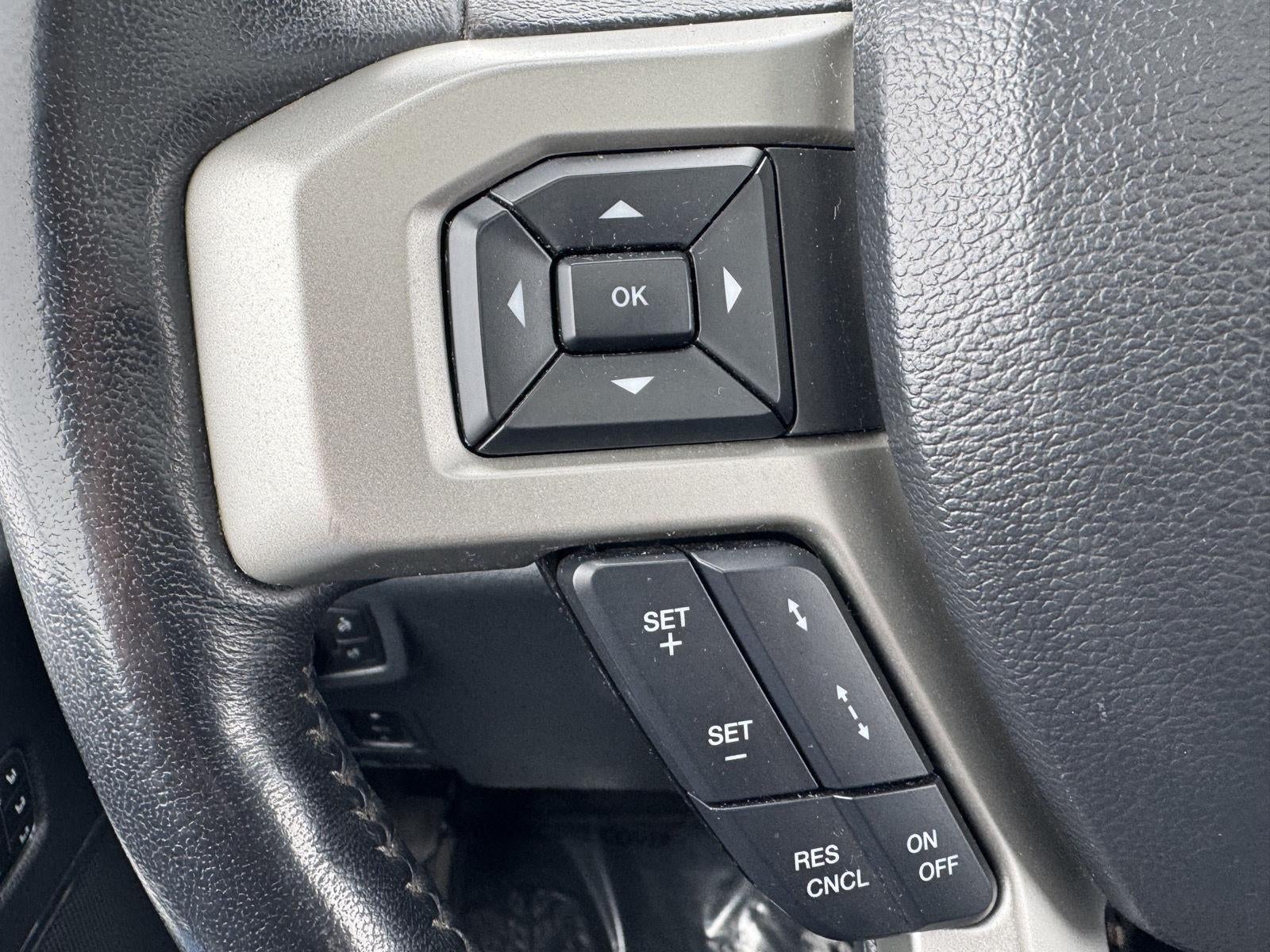 2022 Ford Super Duty F-350 SRW LARIAT