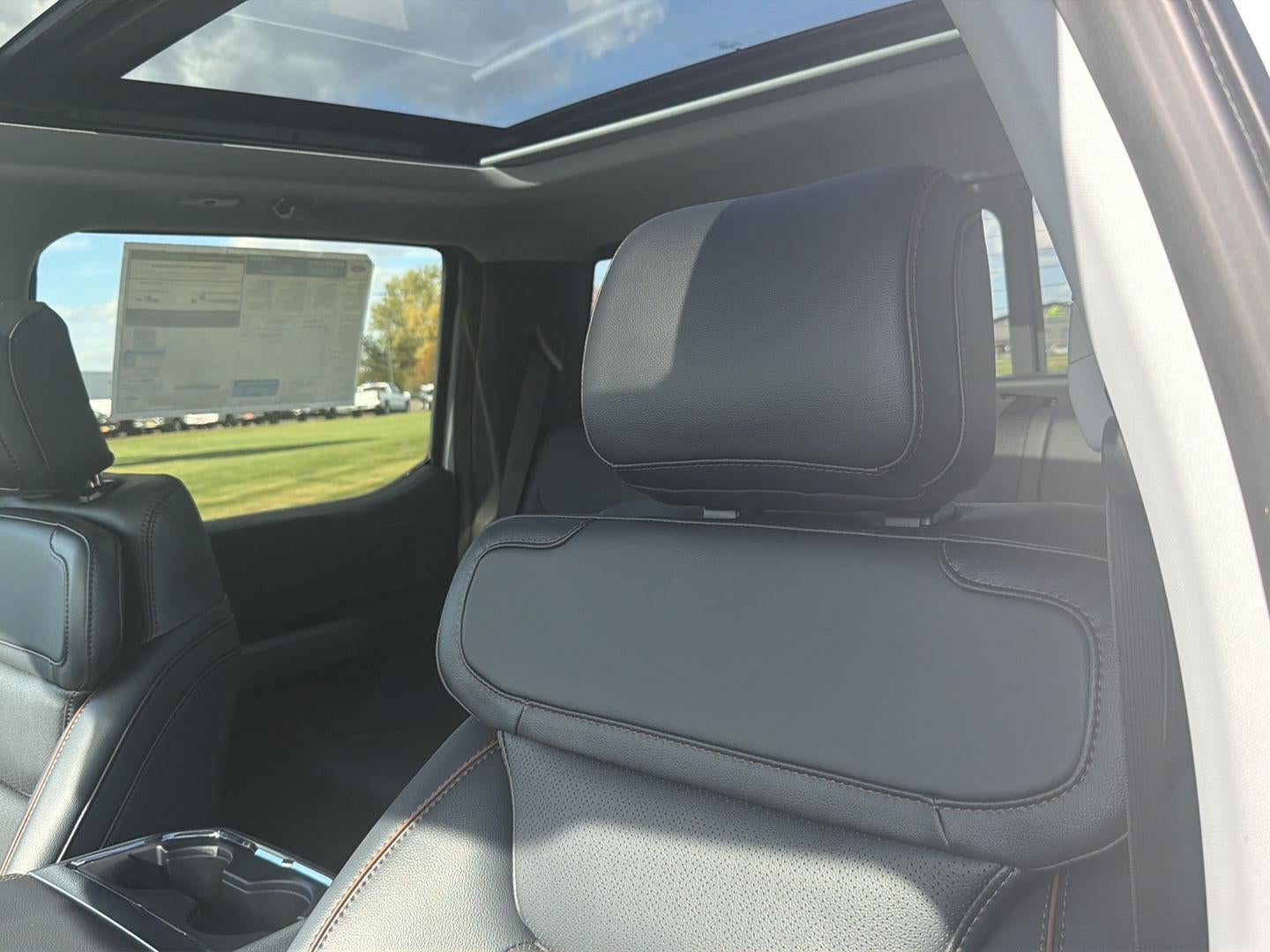 2026 Ford Super Duty F-350 SRW LARIAT