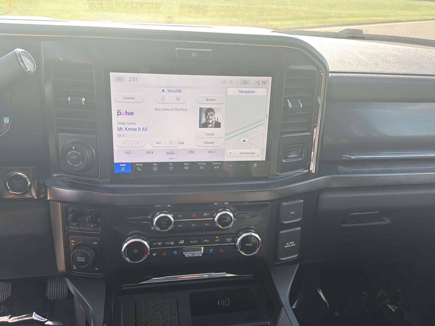 2026 Ford Super Duty F-350 SRW LARIAT