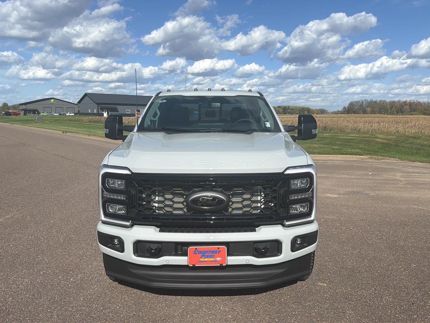 2026 Ford Super Duty F-350 SRW LARIAT