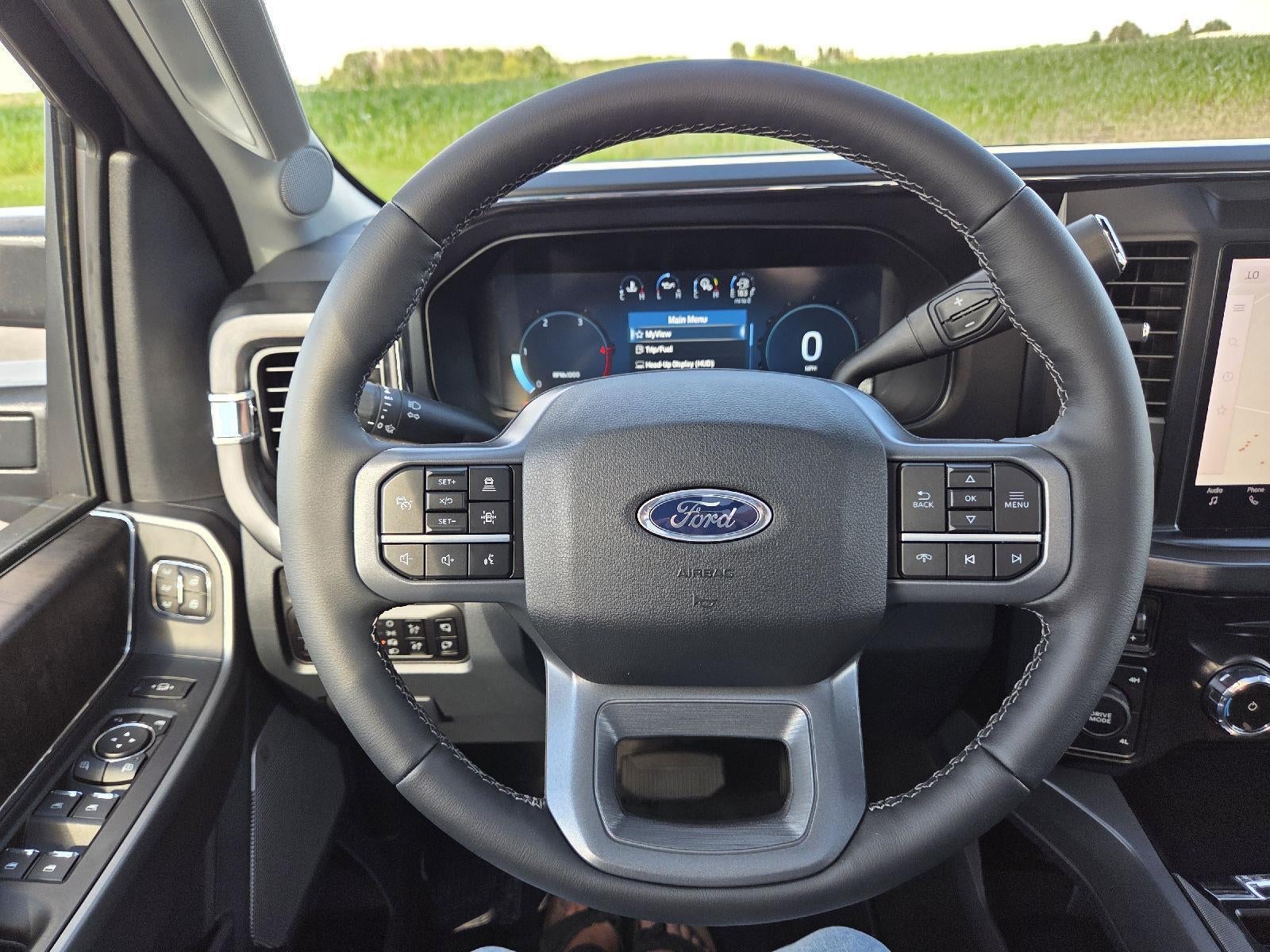 2026 Ford Super Duty F-350 SRW LARIAT