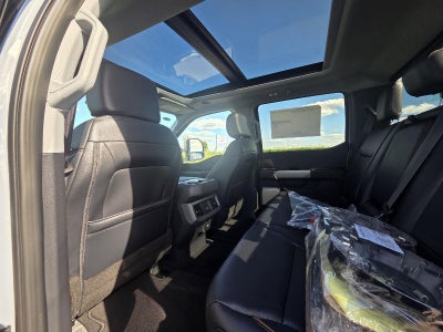 2026 Ford Super Duty F-350 SRW LARIAT
