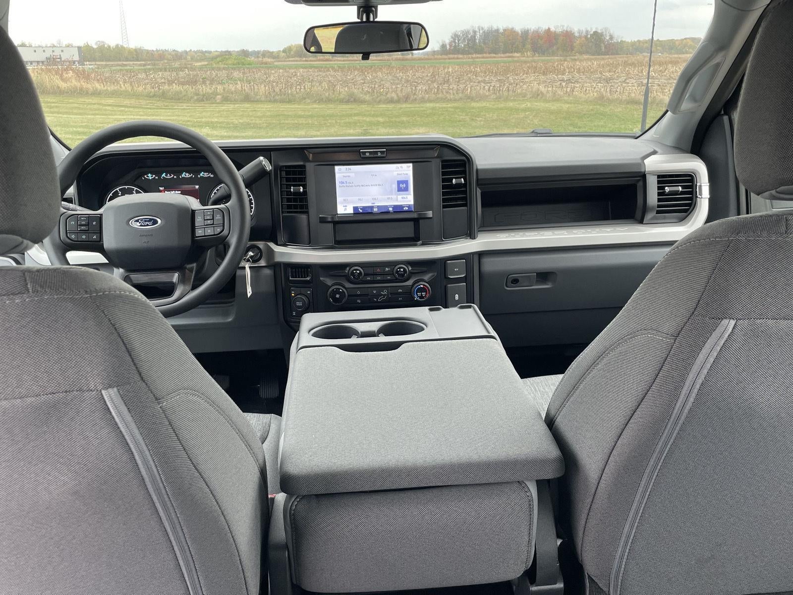 2026 Ford Super Duty F-350 SRW XL