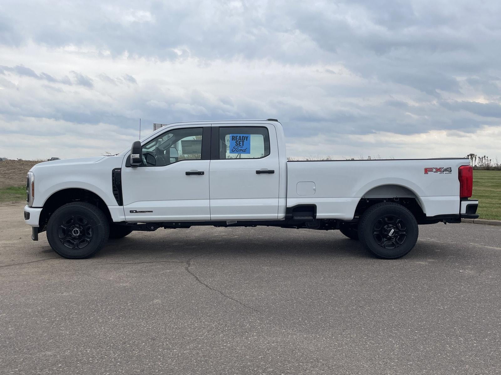 2026 Ford Super Duty F-350 SRW XL