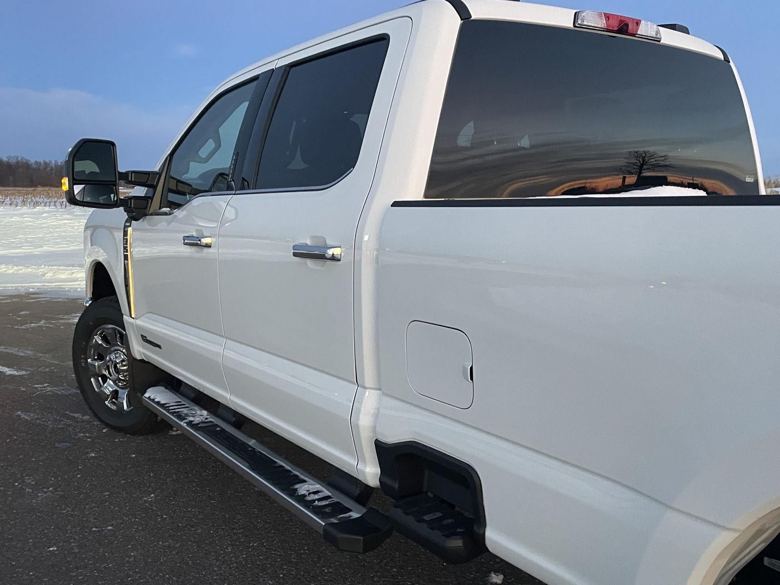 2026 Ford Super Duty F-350 SRW LARIAT