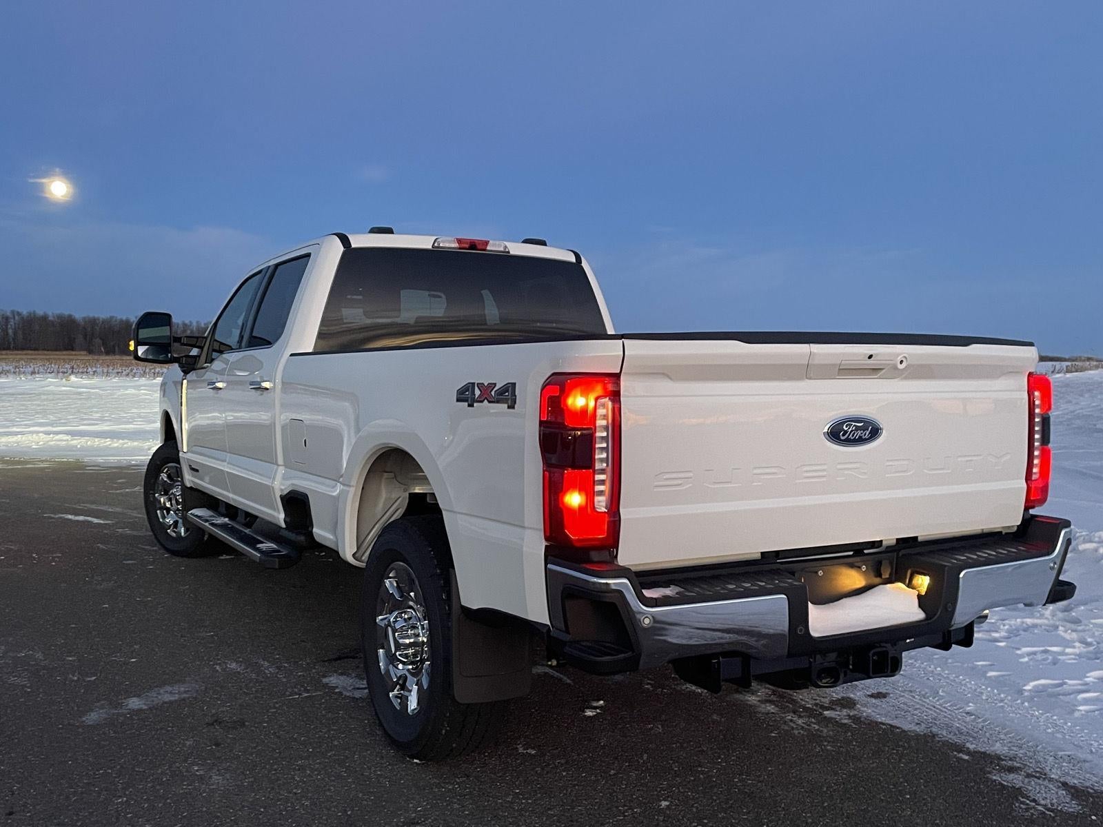 2026 Ford Super Duty F-350 SRW LARIAT