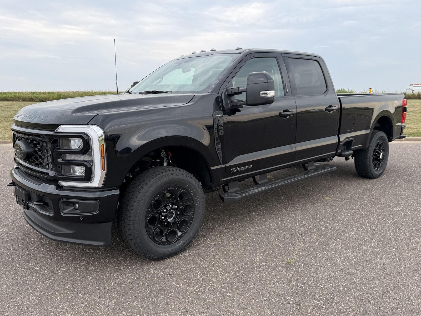 2026 Ford Super Duty F-350 Srw LARIAT